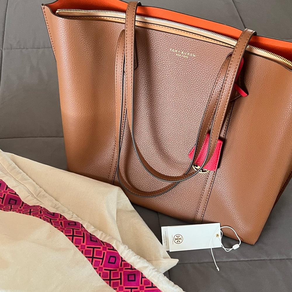 📌 Tory Burch tote